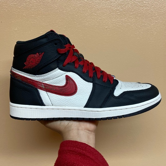 Air Jordan 1 Retro OG High Sports Illustrated “A Star Is Born” - Picture 1 of 17